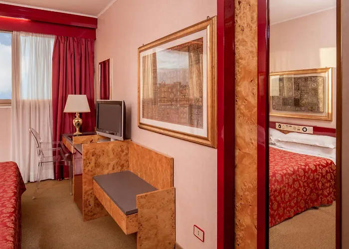 Luxury Hotels in Pomezia