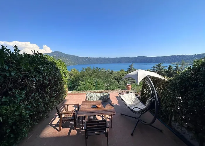 La Terrazza Sul Lago Marino
