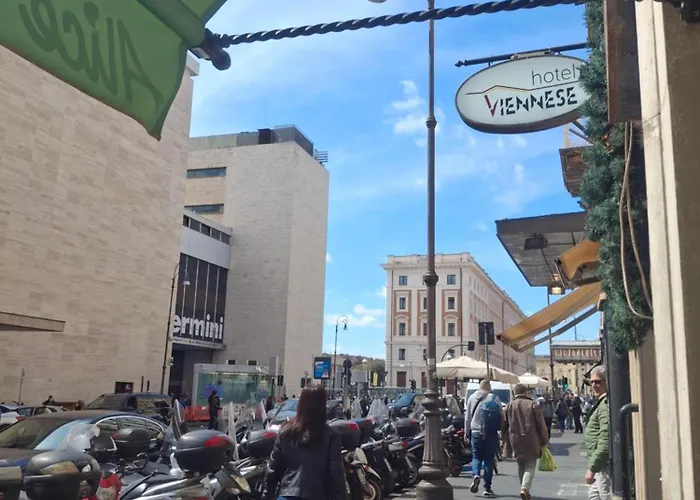 Rome Dog Friendly Hotels near Colosseum