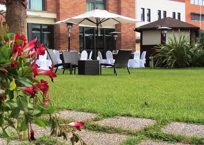 Fiumicino hotels near Oasis of Porto