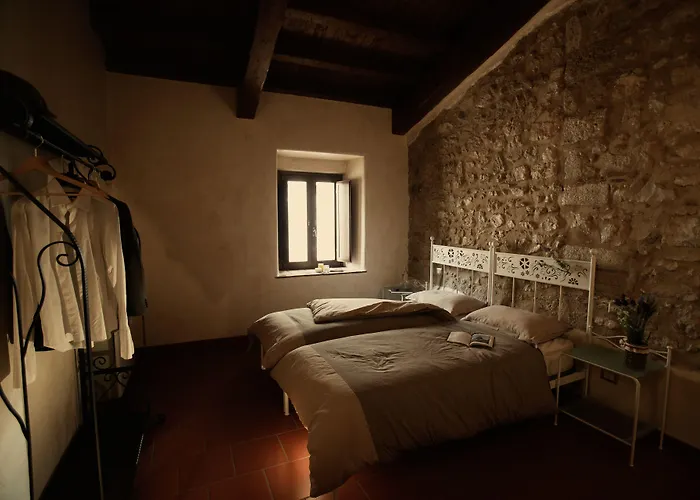 Veroli Hotels