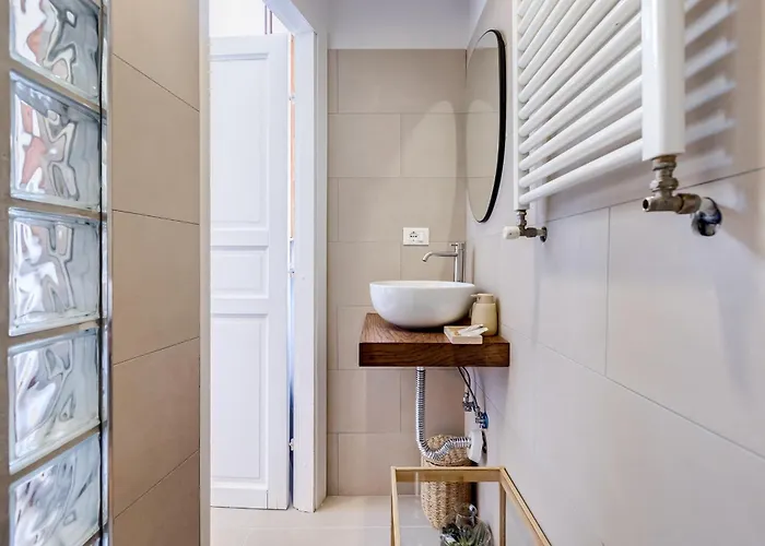 Domus Tridente - Modern Apartment Rome