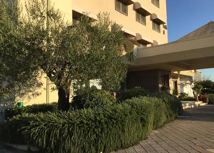 Pomezia hotels near Borgo di Pratica di Mare
