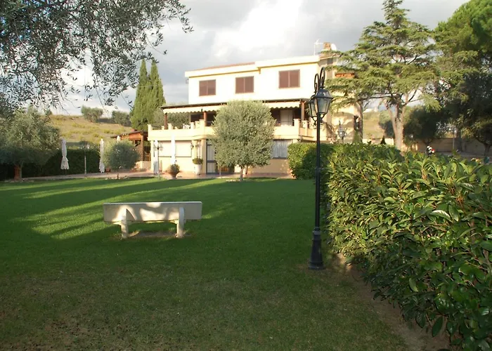 Bed And Breakfast La Corte Degli Ulivi Civitavecchia